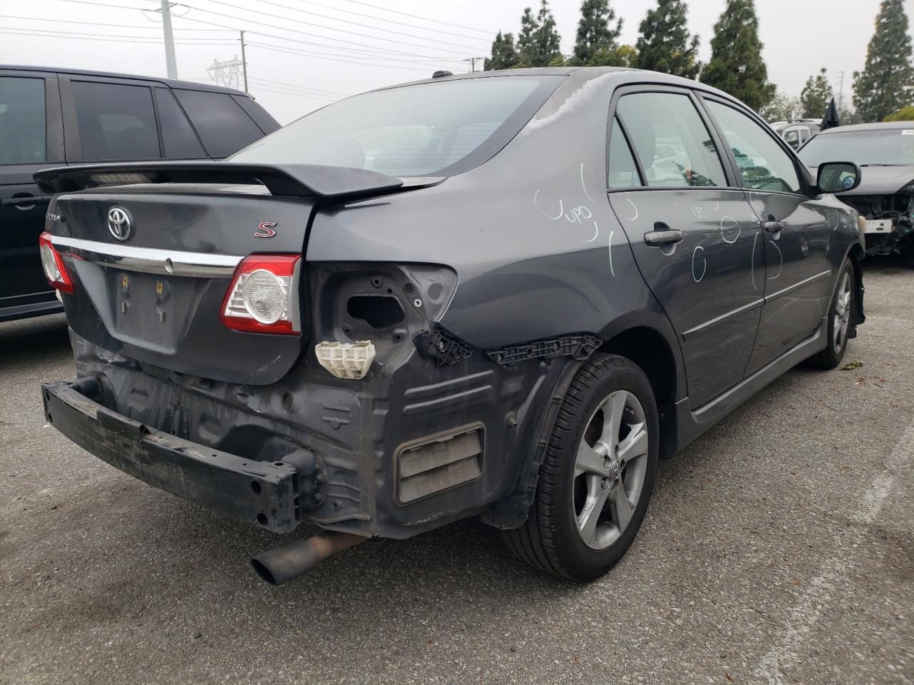 2T1BU4EE7BC722390 2011 Toyota Corolla Base