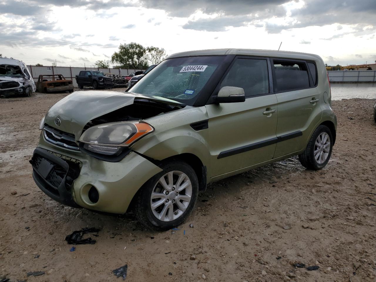 KNDJT2A6XC7436098 2012 Kia Soul +