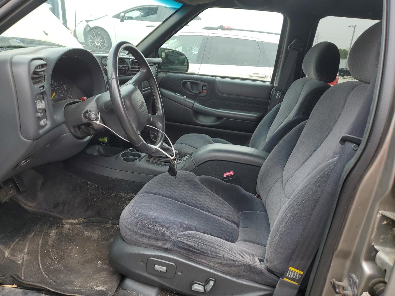 1GKDT13WXY2208034 2000 GMC Jimmy / Envoy