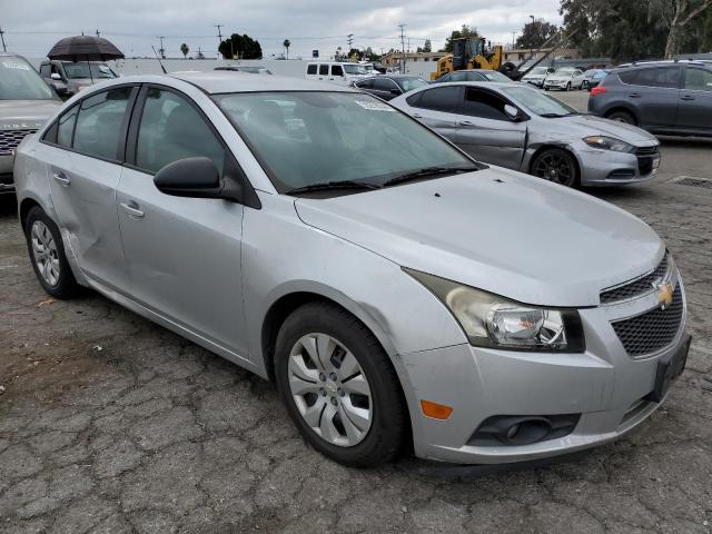 VIN 1G1PA5SG4D7263889 2013 Chevrolet Cruze, LS no.4