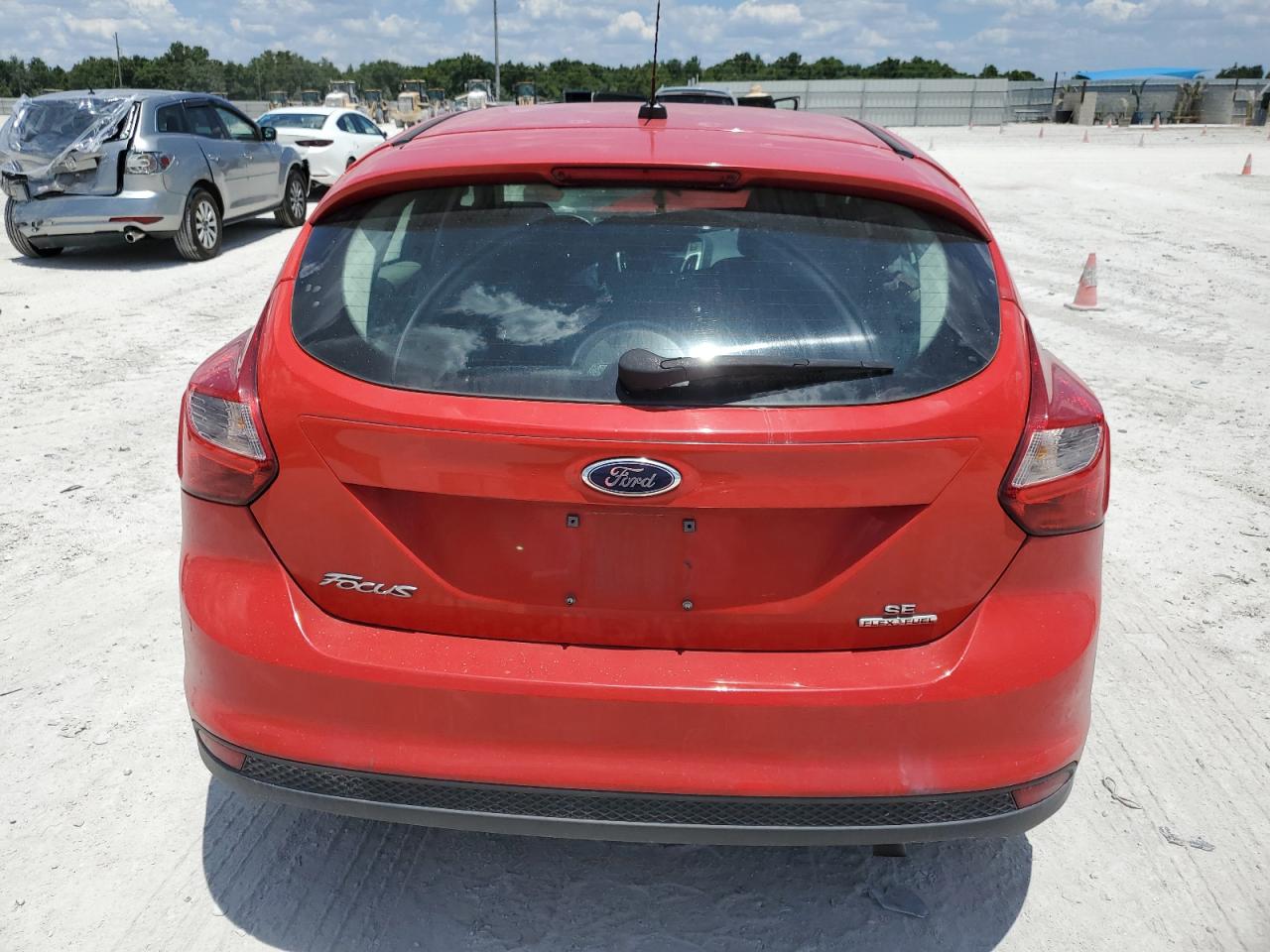 1FADP3K2XEL203924 2014 Ford Focus Se