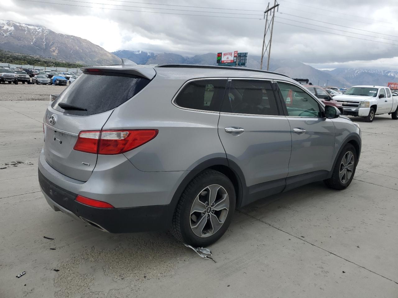 KM8SMDHF4FU101276 2015 Hyundai Santa Fe Gls