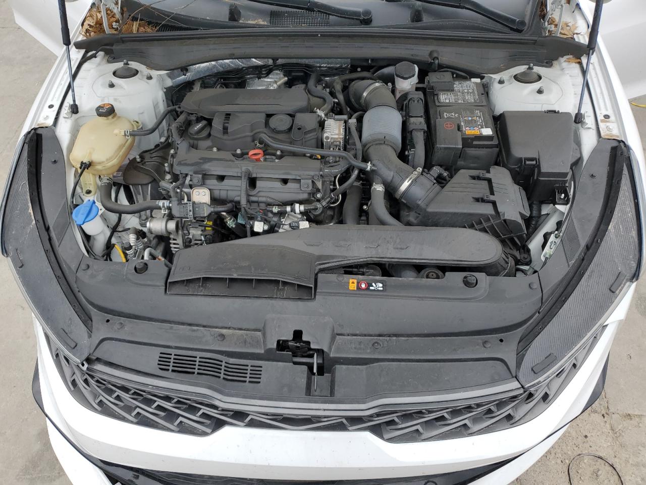 5XXG64J22NG137211 2022 Kia K5 Gt Line