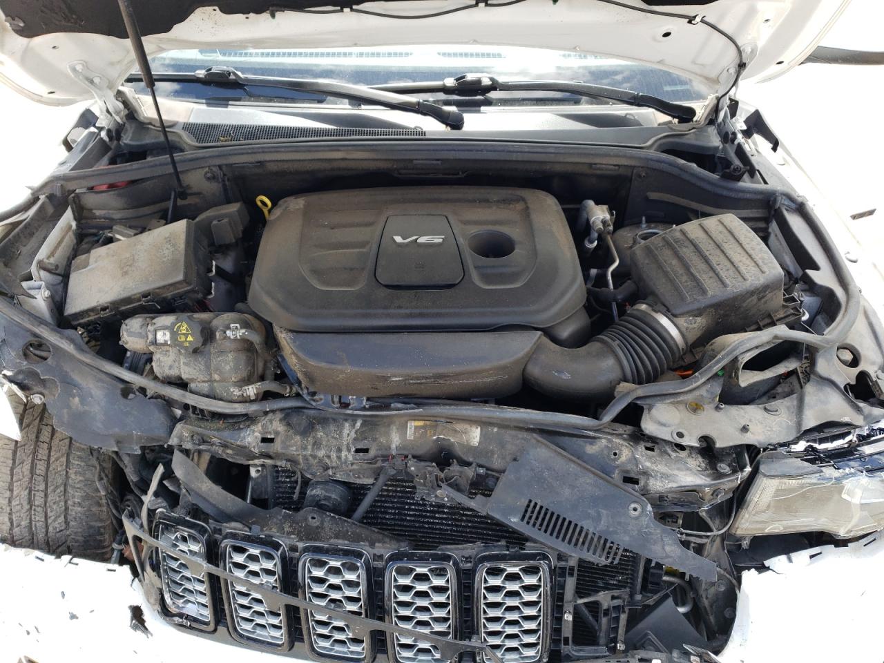 1C4RJFAG5KC547866 2019 Jeep Grand Cherokee Laredo