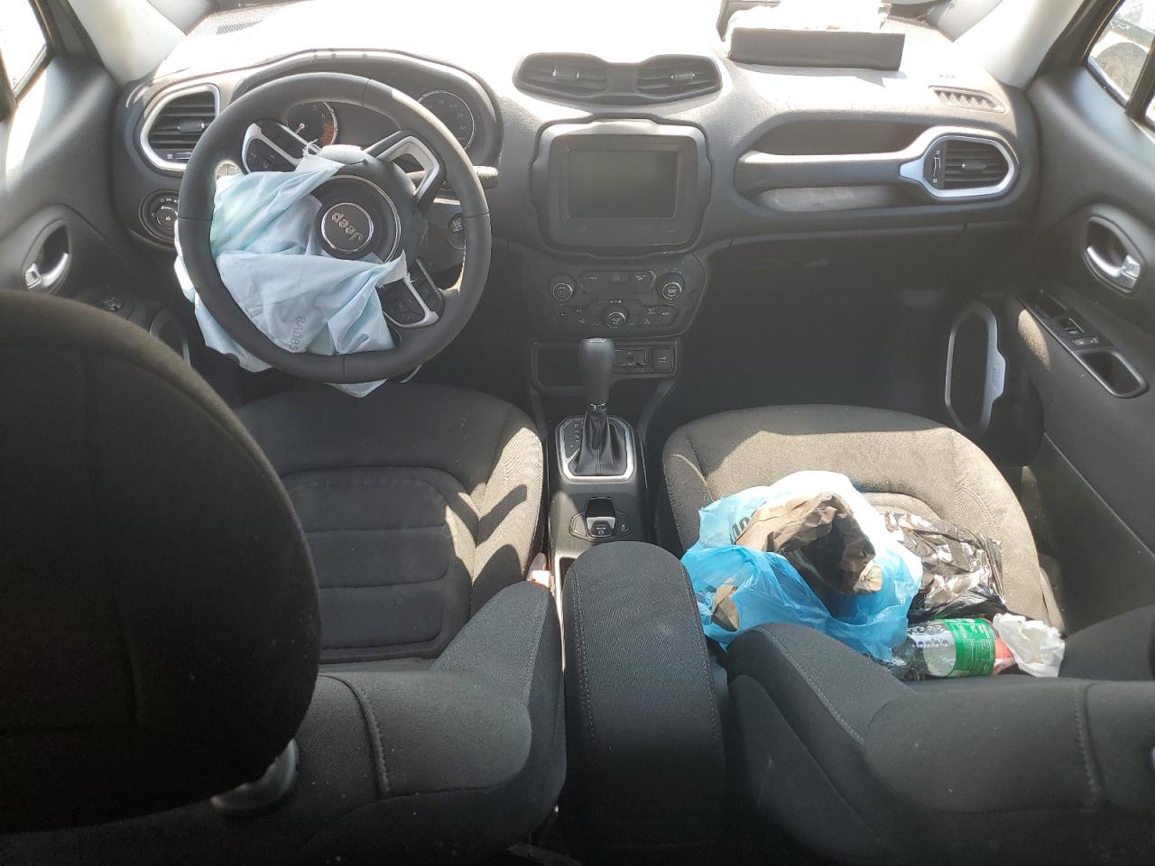 ZACCJABB2JPJ63210 2018 Jeep Renegade Latitude