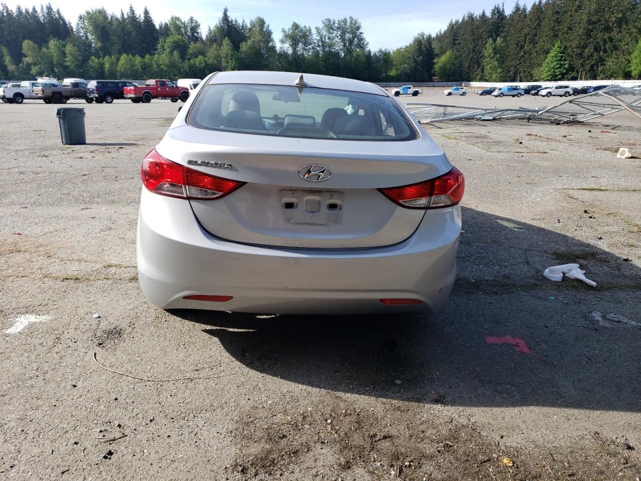 2013 Hyundai Elantra Gls vin: 5NPDH4AE9DH413104