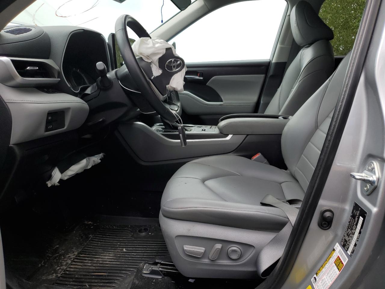 5TDHBRCH6NS539259 2022 Toyota Highlander Hybrid Xle