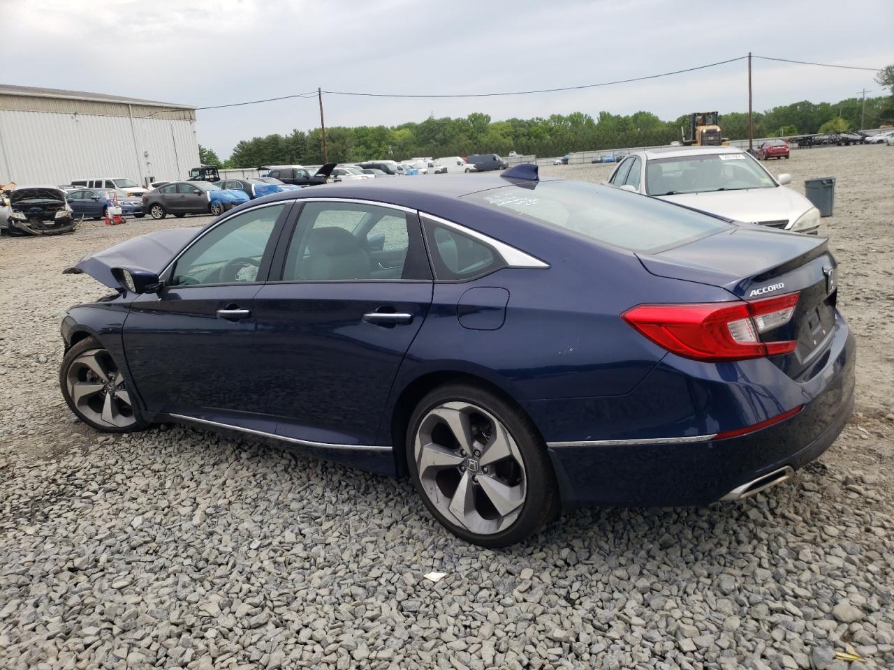 1HGCV1F92JA015493 2018 Honda Accord Touring