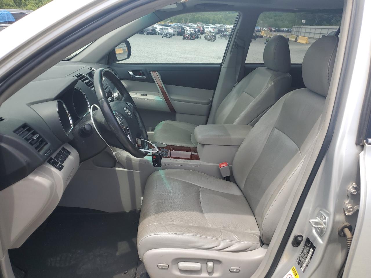 5TDYK3EH0BS044349 2011 Toyota Highlander Limited