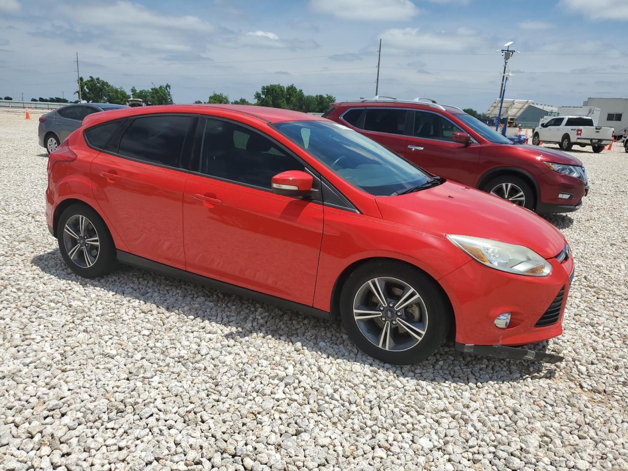 1FADP3K22EL143802 2014 Ford Focus Se