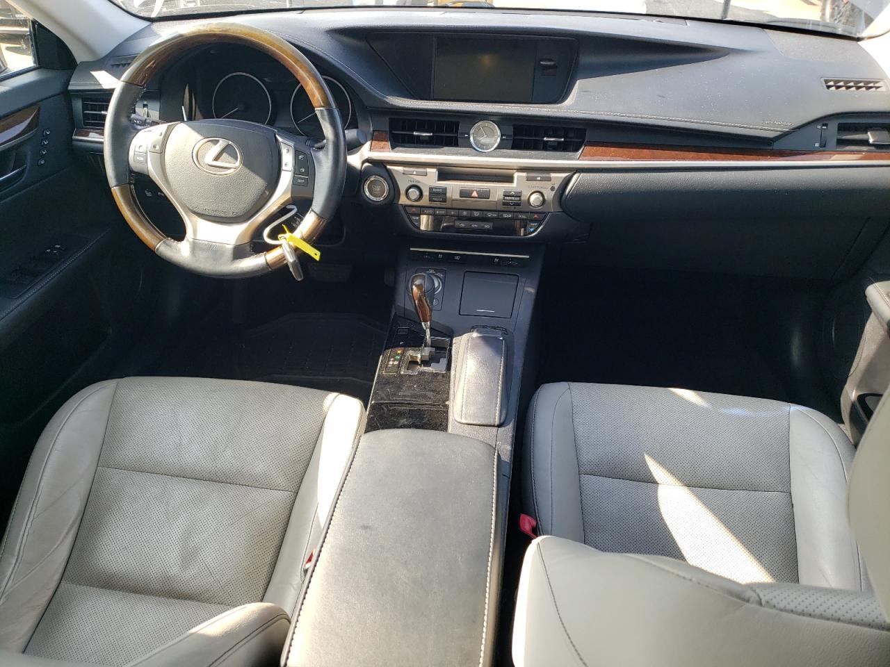 JTHBK1GG1F2186686 2015 Lexus Es 350