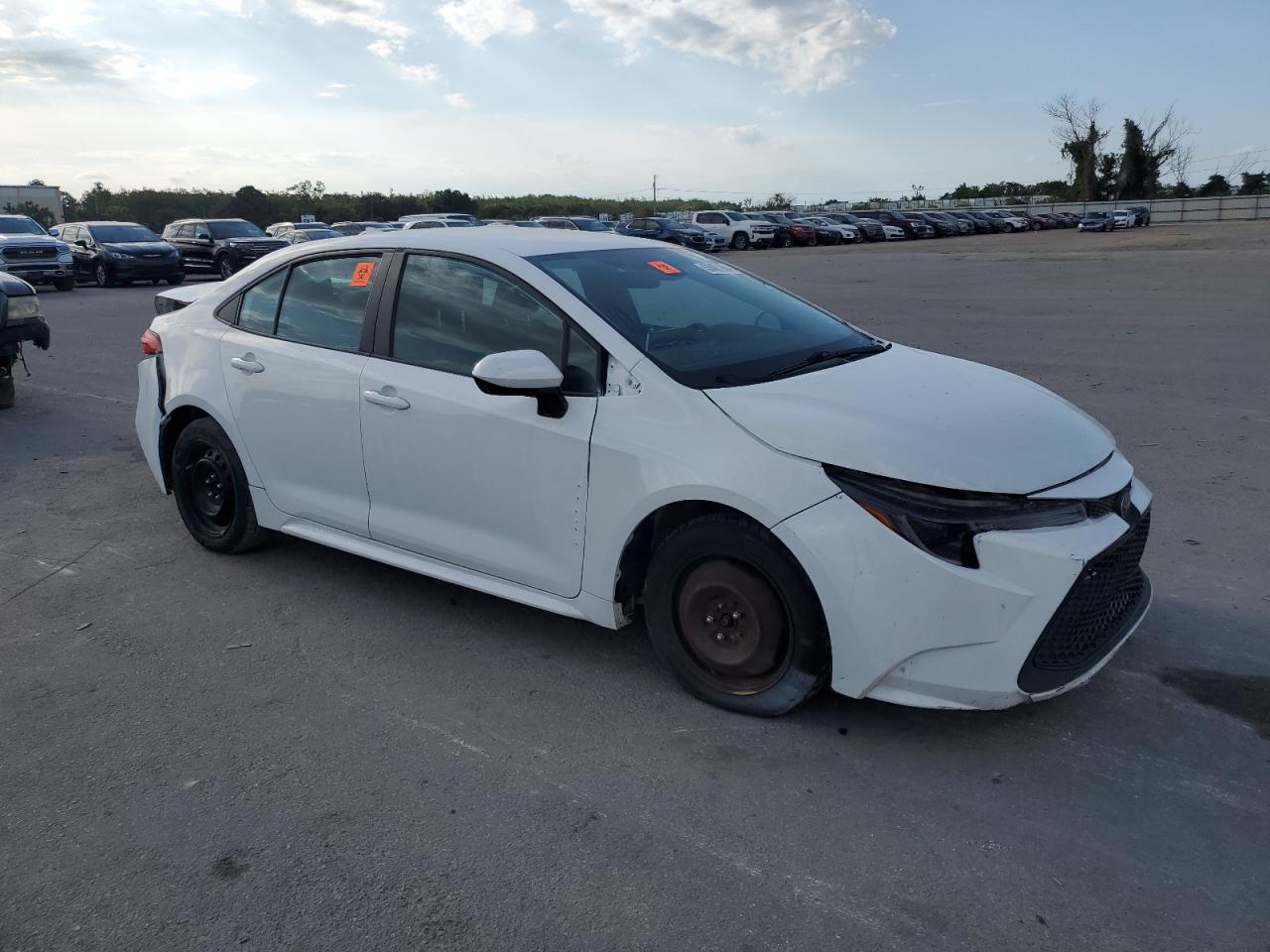 2020 Toyota Corolla Le vin: 5YFEPRAE8LP118839