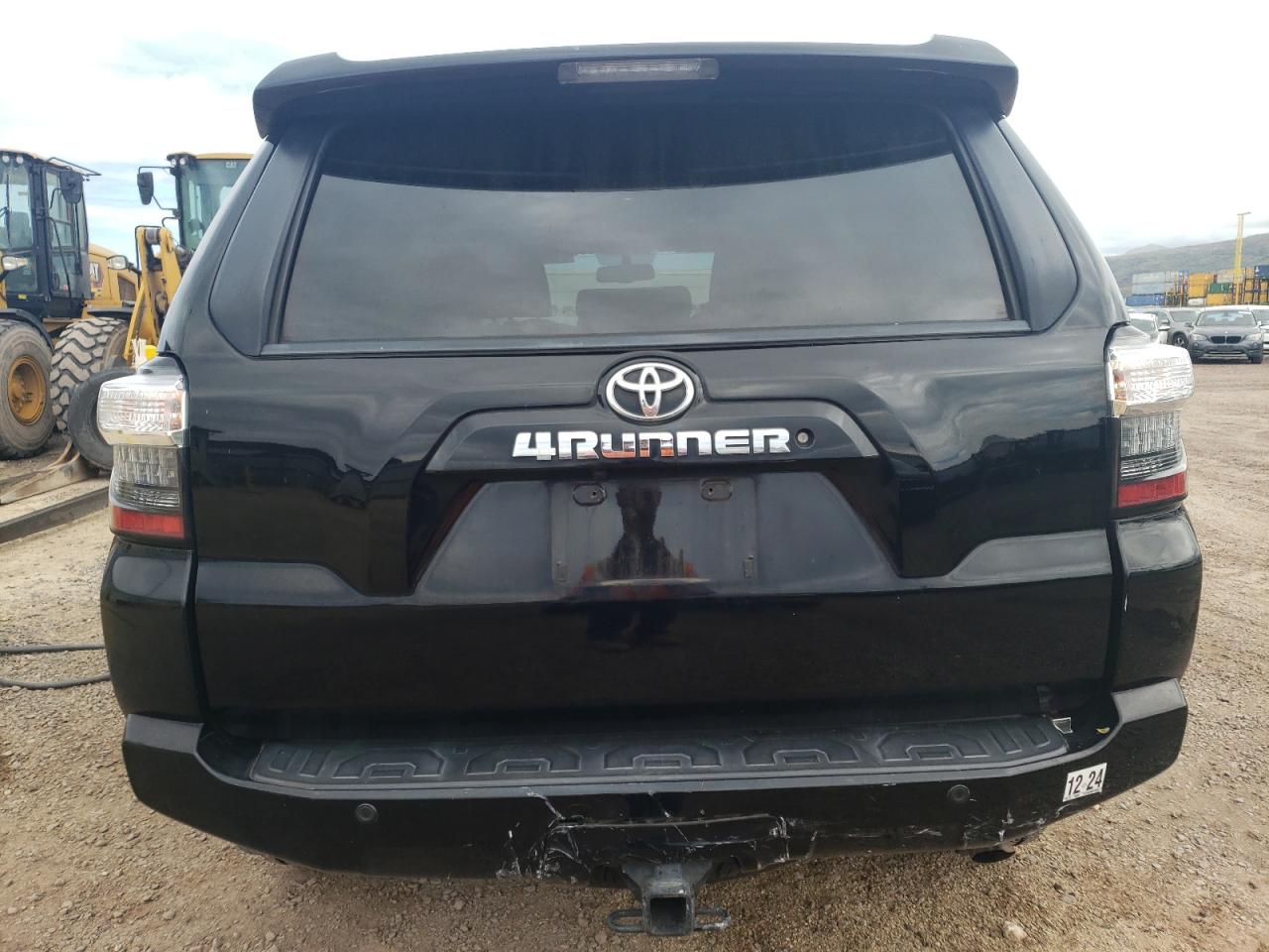 JTEZU5JR4K5196354 2019 Toyota 4Runner Sr5