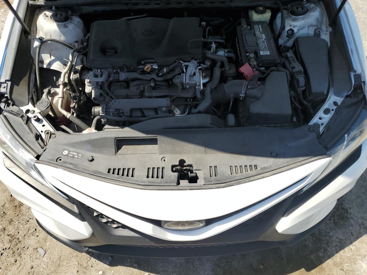 4T1B11HK0JU059220 2018 Toyota Camry L