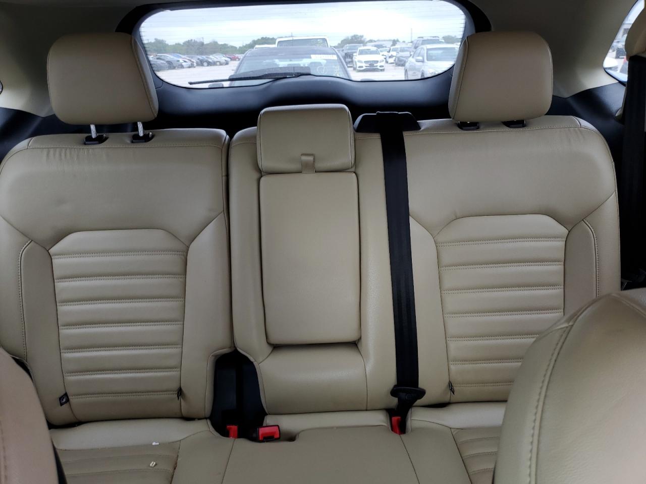 2FMPK3J95JBB74536 2018 Ford Edge Sel