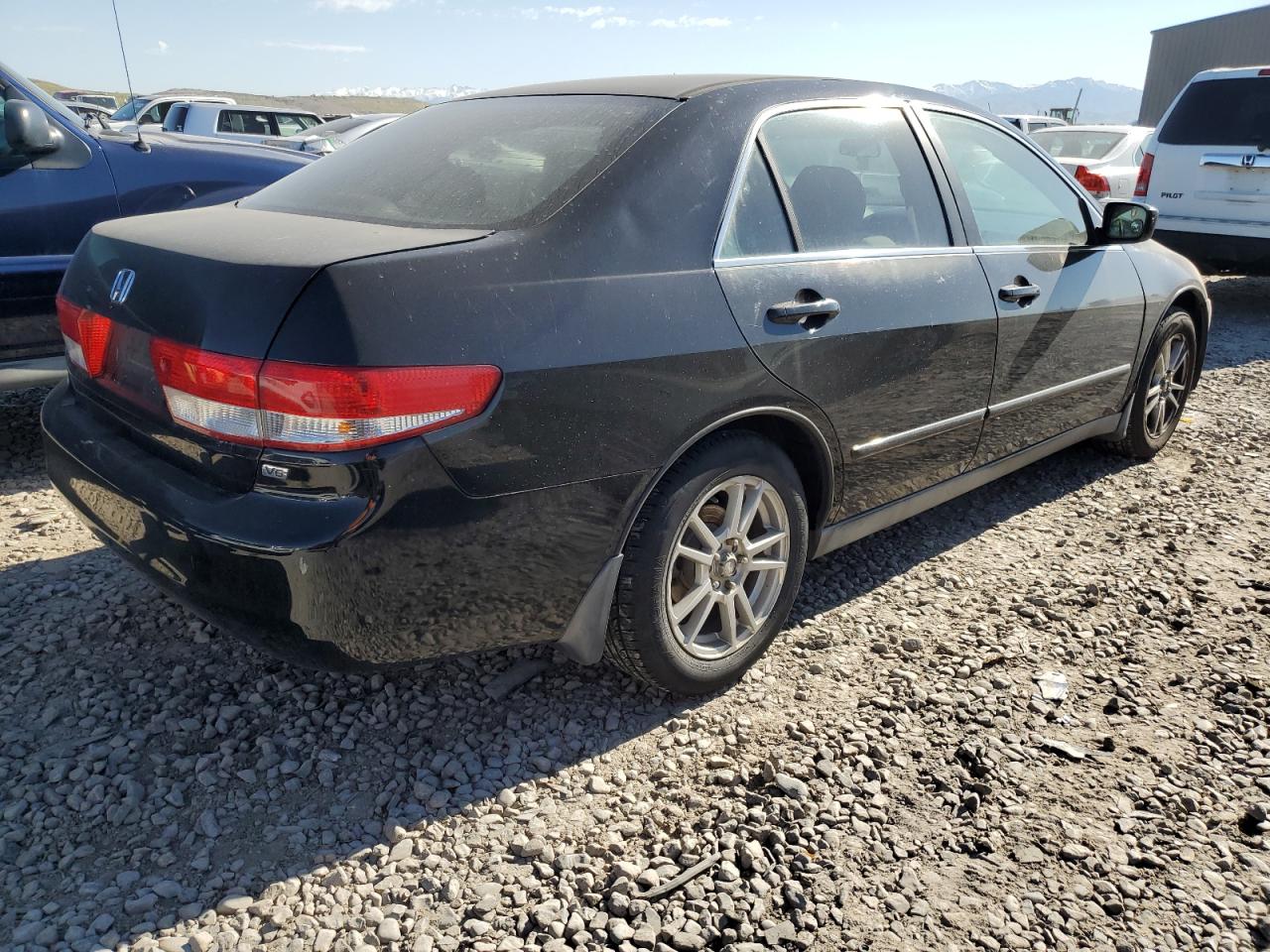 1HGCM66324A065813 2004 Honda Accord Lx