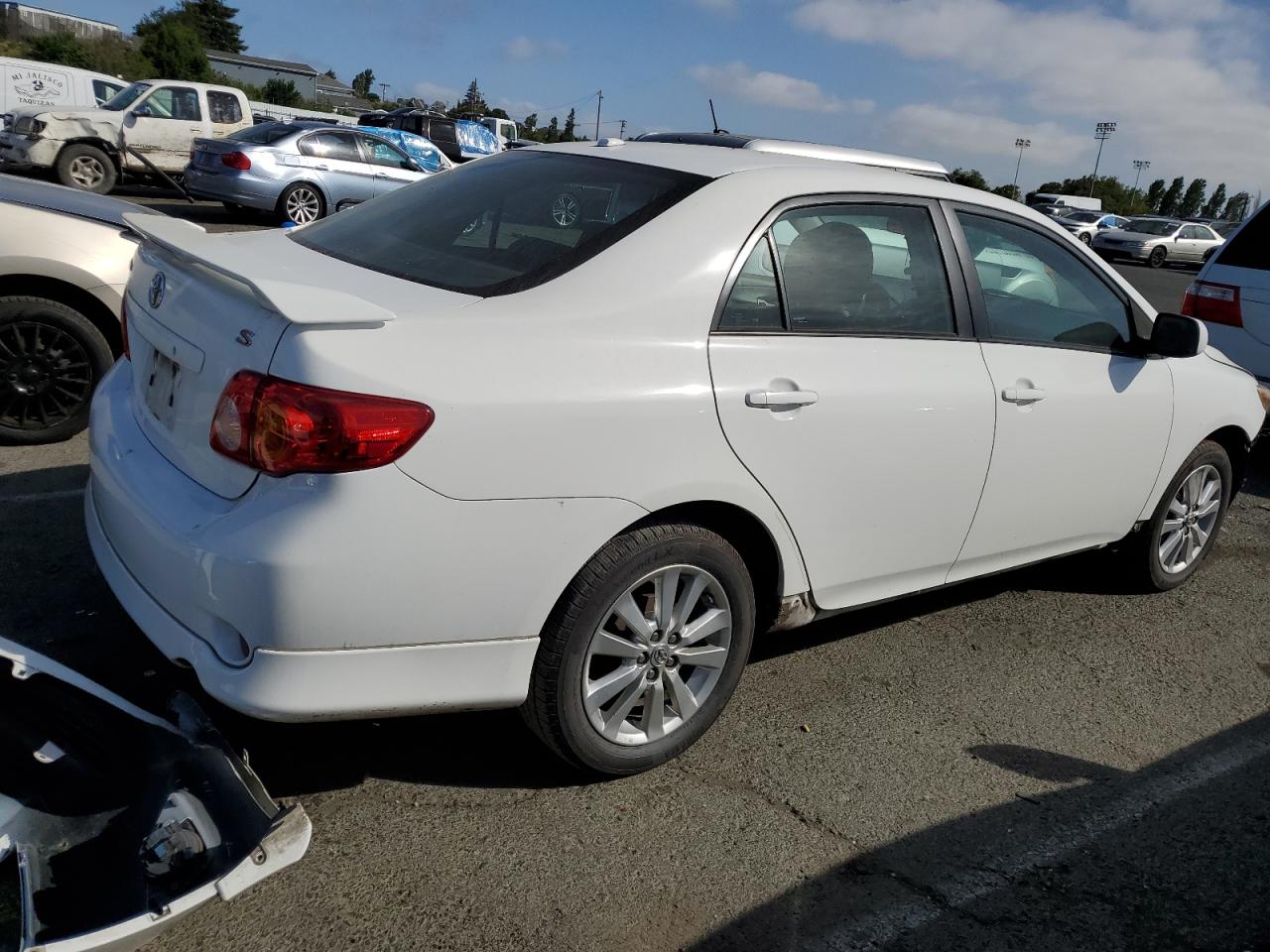 2T1BU4EE6AC469061 2010 Toyota Corolla Base