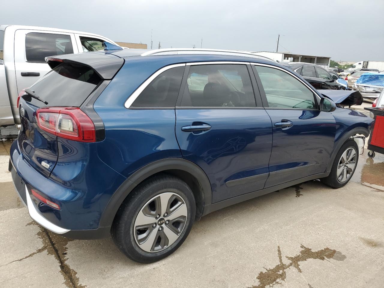 2019 Kia Niro Fe vin: KNDCB3LC8K5260330