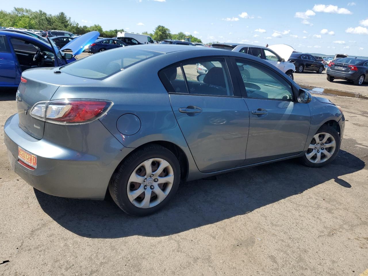 JM1BL1UG0C1510568 2012 Mazda 3 I