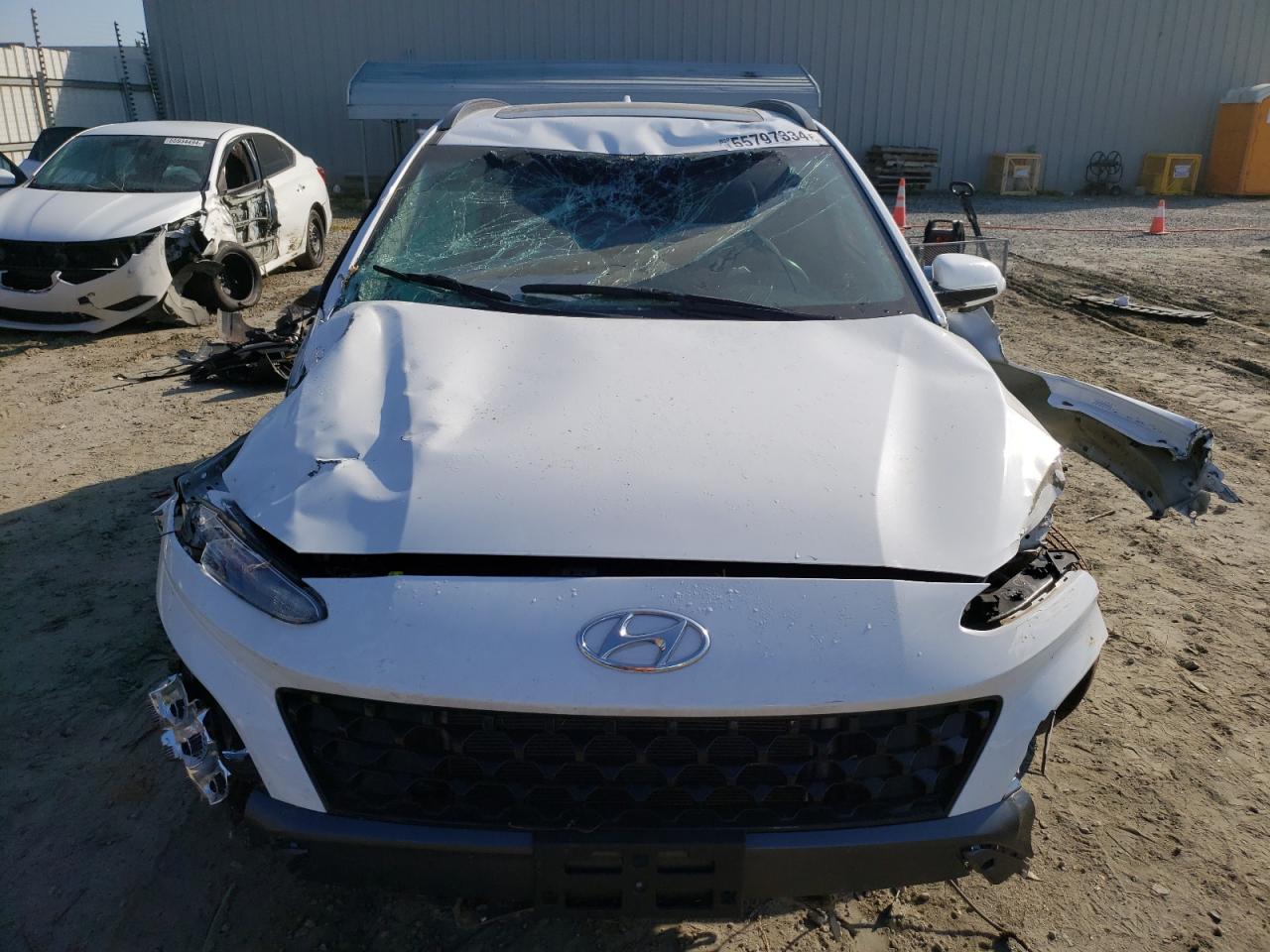 2022 Hyundai Kona Limited vin: KM8K53A33NU863553