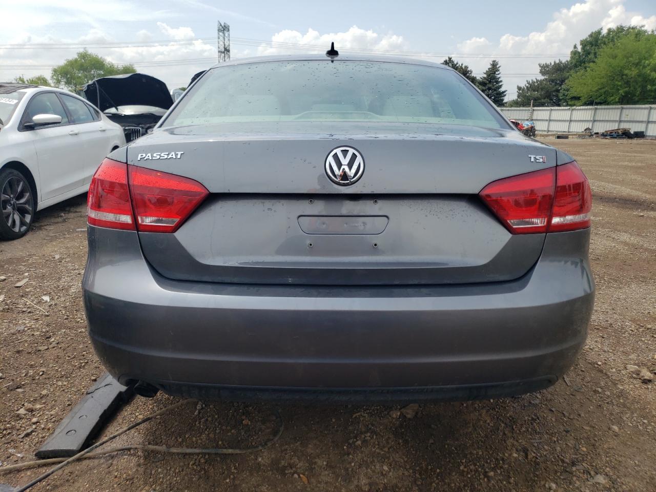 1VWAT7A39FC122857 2015 Volkswagen Passat S