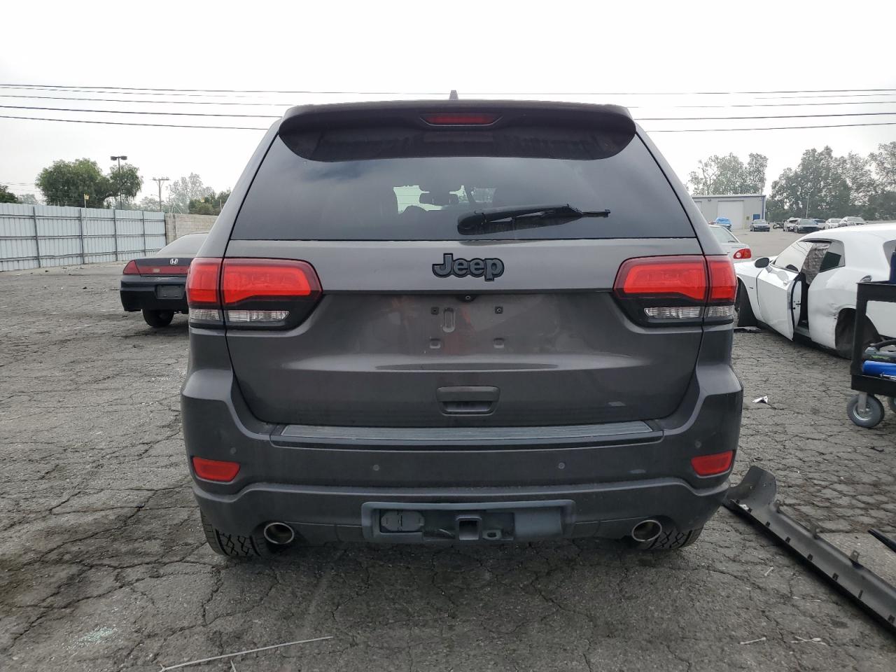 1C4RJEAGXFC118934 2015 Jeep Grand Cherokee Laredo