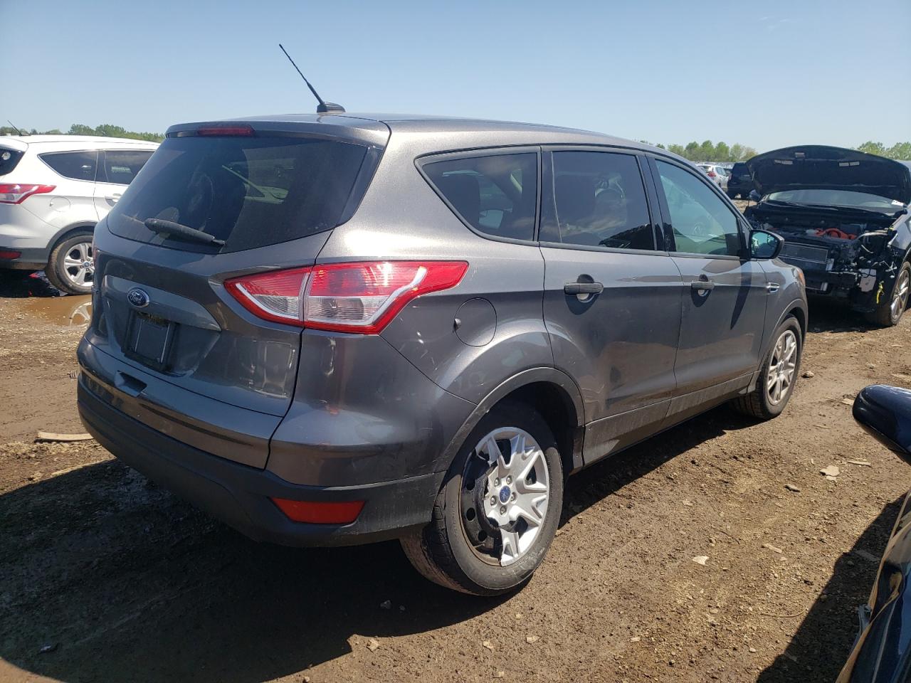 1FMCU0F7XEUA23559 2014 Ford Escape S