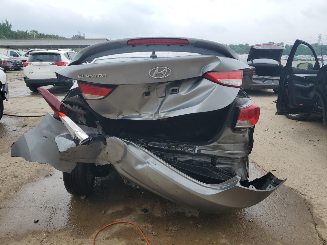 KMHDH4AE9DU979006 2013 Hyundai Elantra Gls