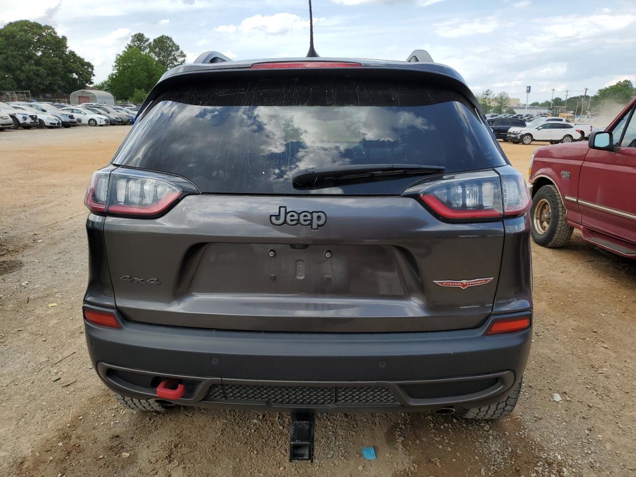 1C4PJMBX3KD183600 2019 Jeep Cherokee Trailhawk