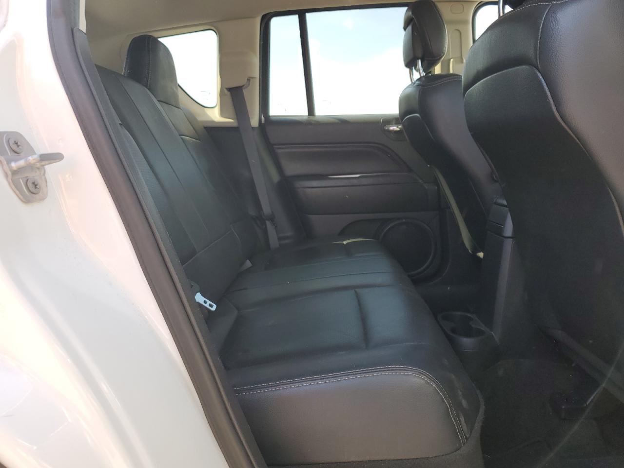 1C4NJCEA9GD747900 2016 Jeep Compass Latitude