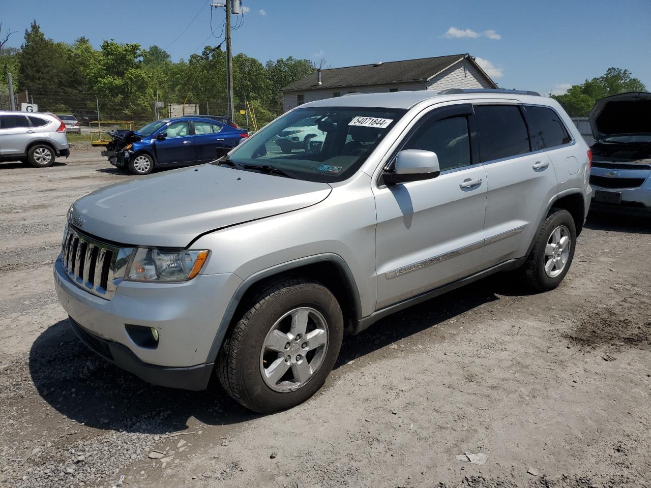 1J4RR4GG8BC552588 2011 Jeep Grand Cherokee Laredo