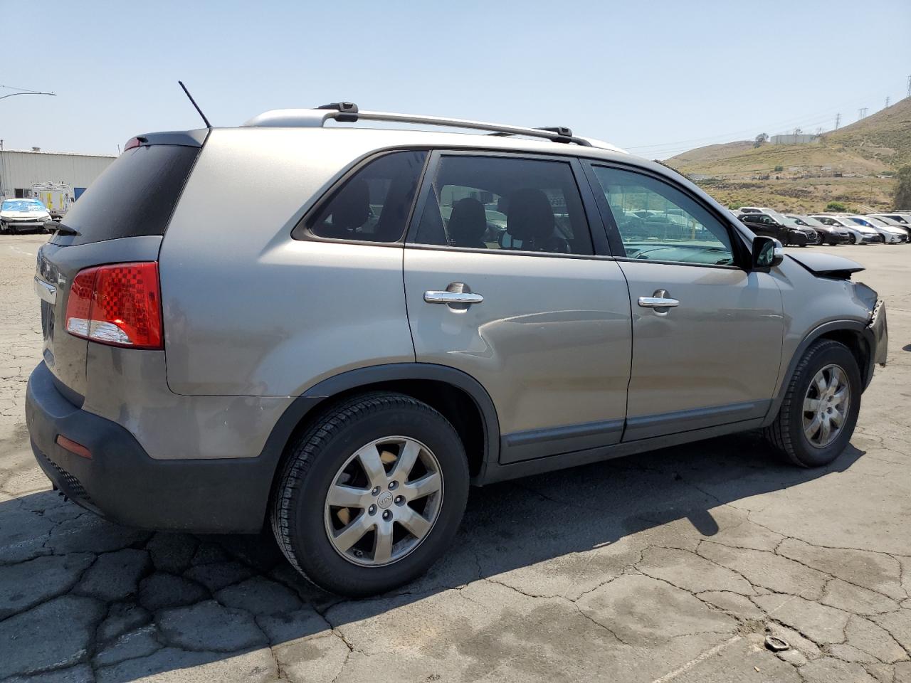 5XYKT4A2XDG330669 2013 Kia Sorento Lx