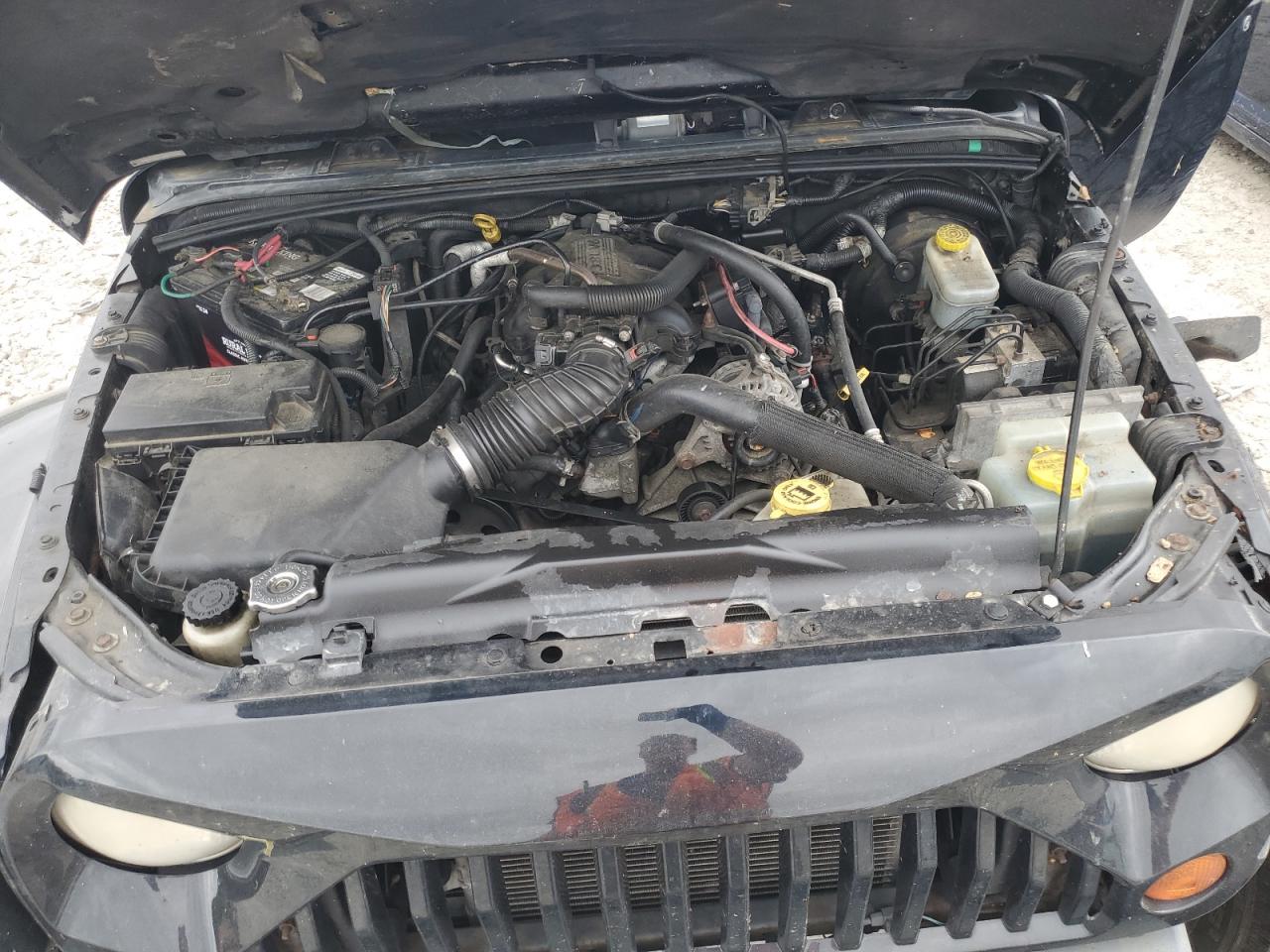 1J4GA59147L183877 2007 Jeep Wrangler Sahara