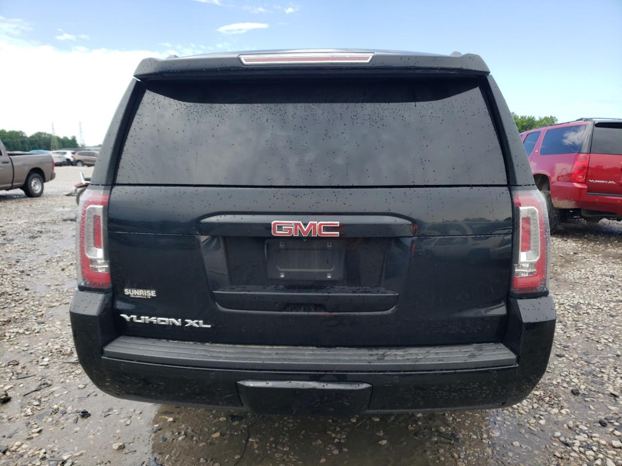 1GKS1FKC1HR204513 2017 GMC Yukon Xl C1500 Sle