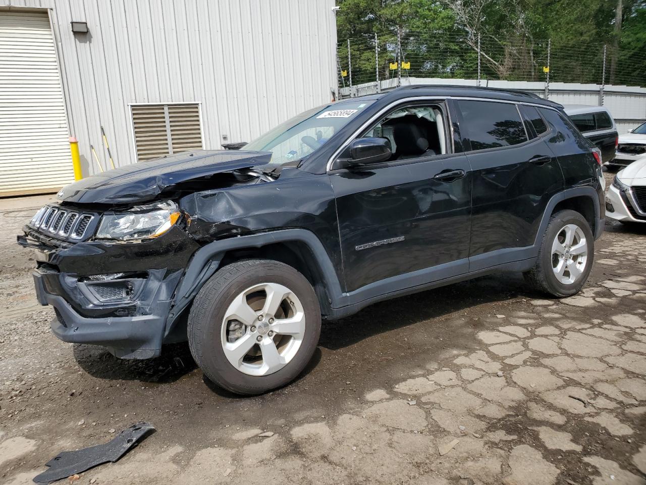 3C4NJDBB4HT680590 2017 Jeep Compass Latitude