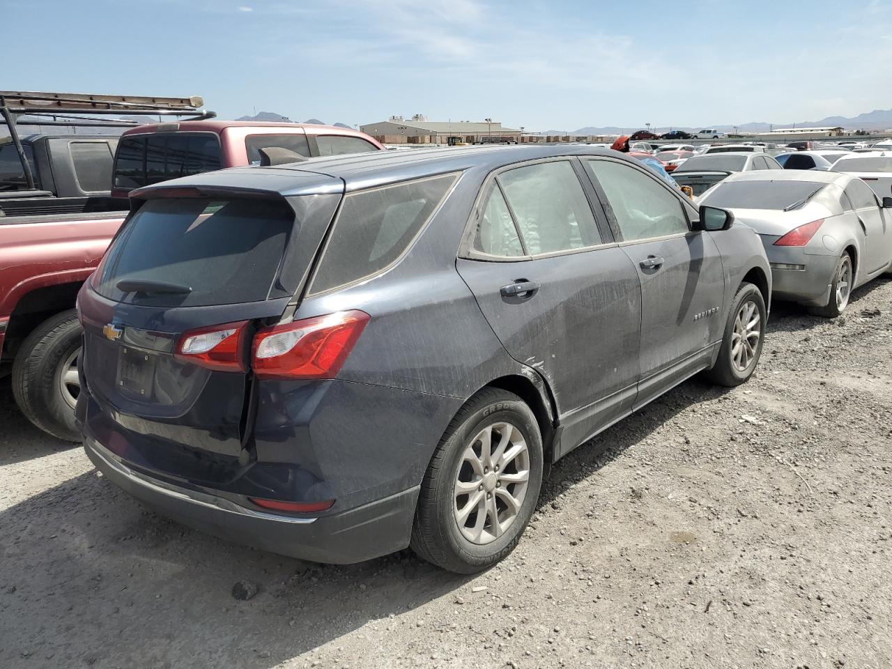 3GNAXHEV1JS607710 2018 Chevrolet Equinox Ls