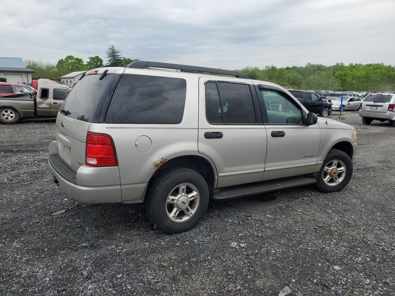 1FMZU73K85UC02680 2005 Ford Explorer Xlt