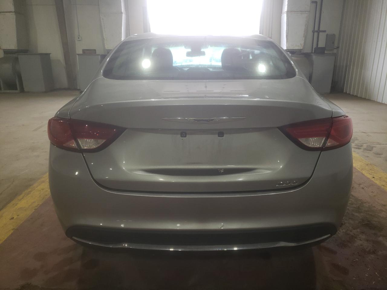 1C3CCCAB5FN741573 2015 Chrysler 200 Limited