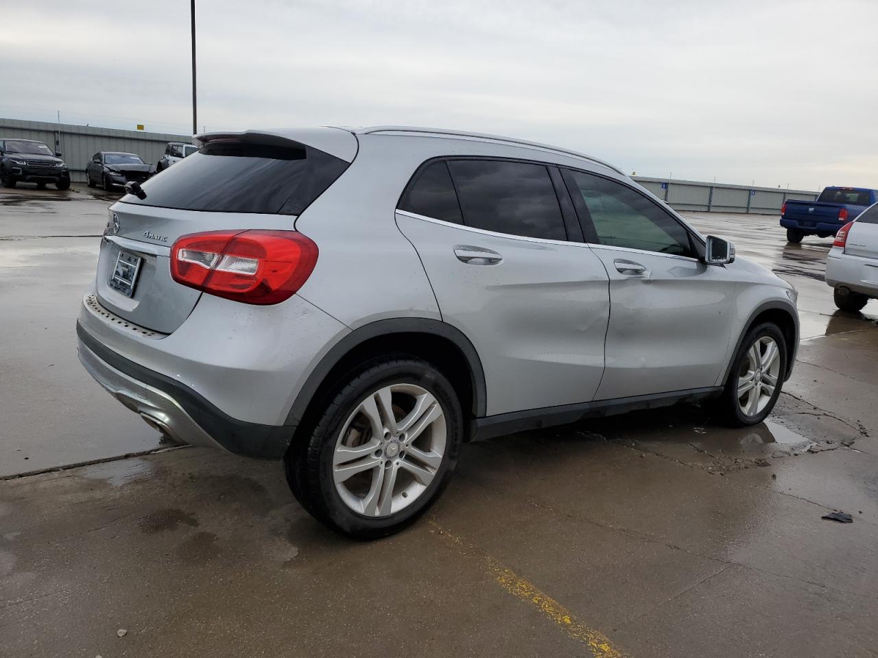 WDCTG4GB4HJ336886 2017 Mercedes-Benz Gla 250 4Matic