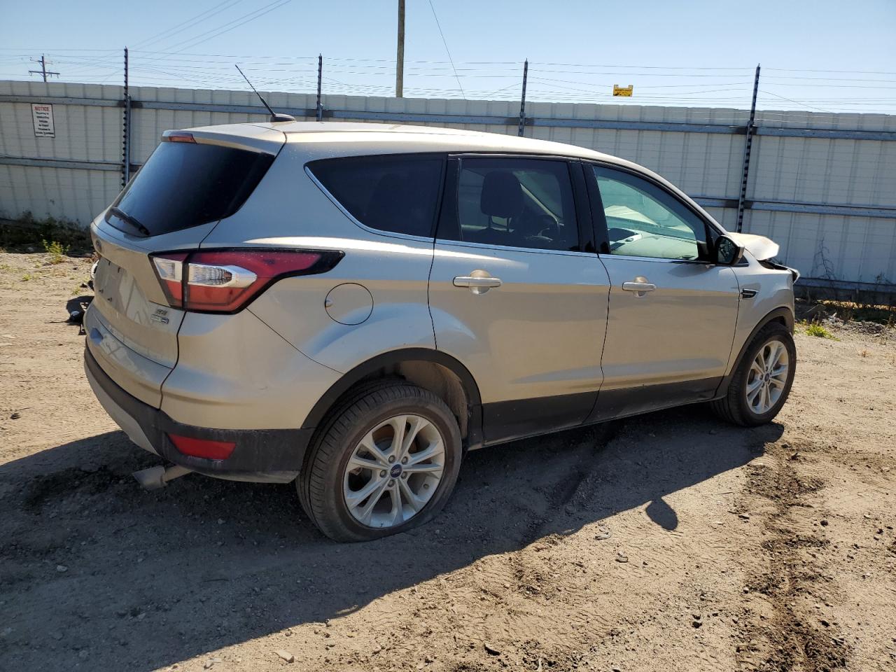 1FMCU9GD2HUC48555 2017 Ford Escape Se