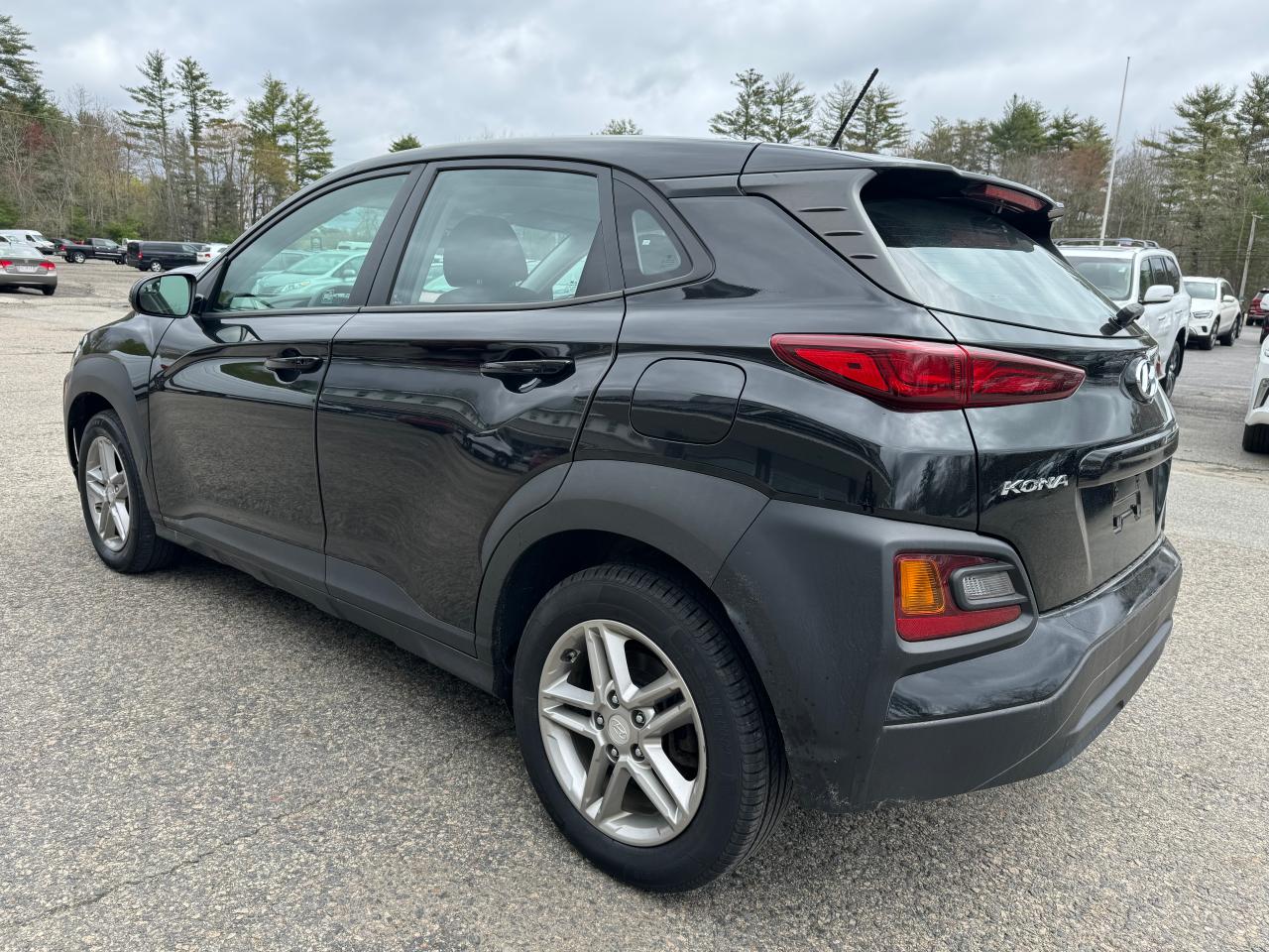 2018 Hyundai Kona Se vin: KM8K1CAA7JU095404