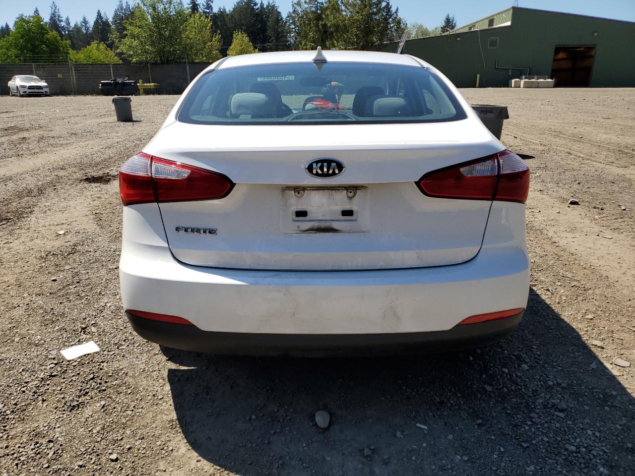 KNAFX4A68F5256122 2015 Kia Forte Lx