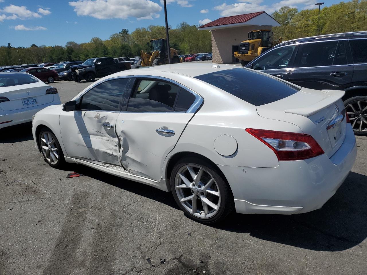 1N4AA5AP3AC817477 2010 Nissan Maxima S