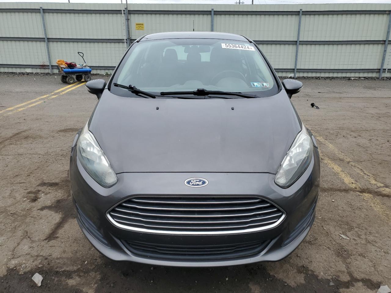 3FADP4EJ0FM163071 2015 Ford Fiesta Se