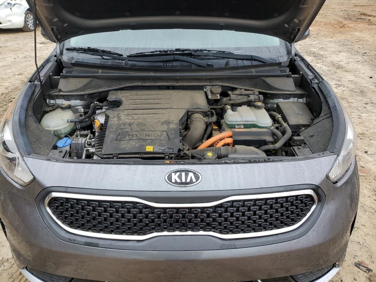 KNDCB3LC0J5117421 2018 Kia Niro Fe