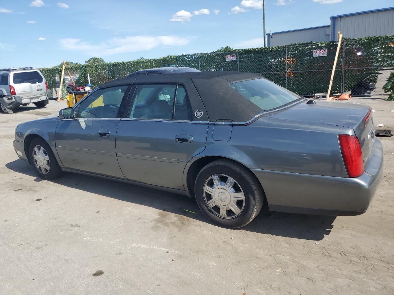 1G6KD54Y54U153436 2004 Cadillac Deville