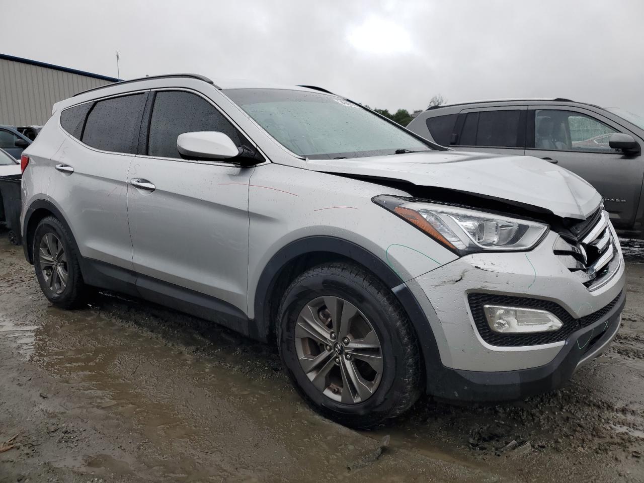 Lot #2619769203 2013 HYUNDAI SANTA FE S