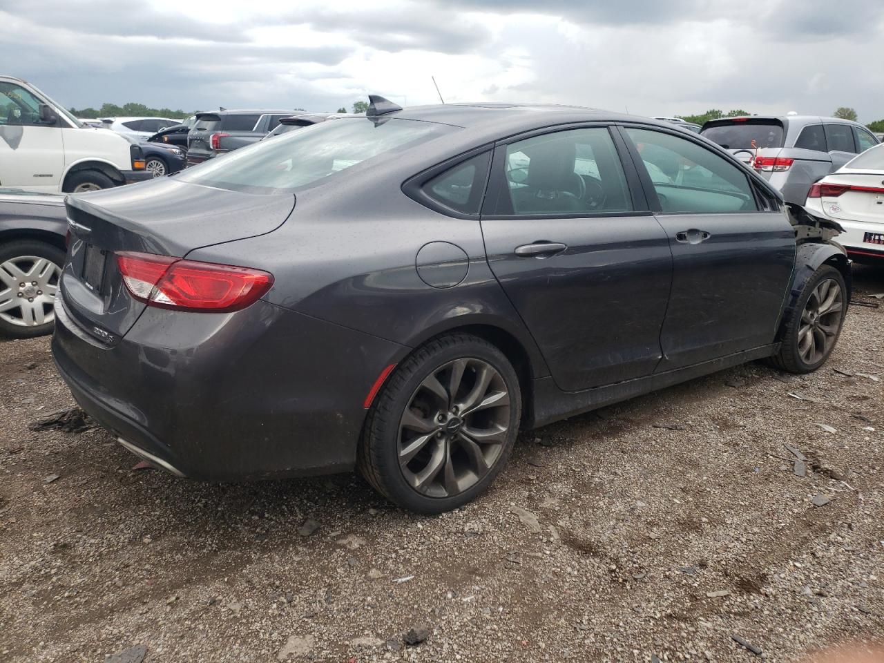 2015 Chrysler 200 S vin: 1C3CCCDG9FN530772