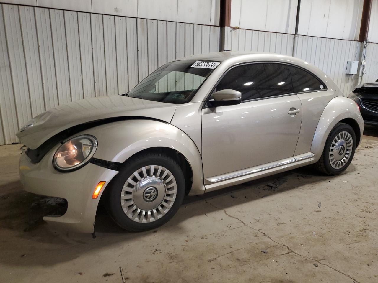 2012 Volkswagen Beetle vin: 3VWJP7AT3CM637478