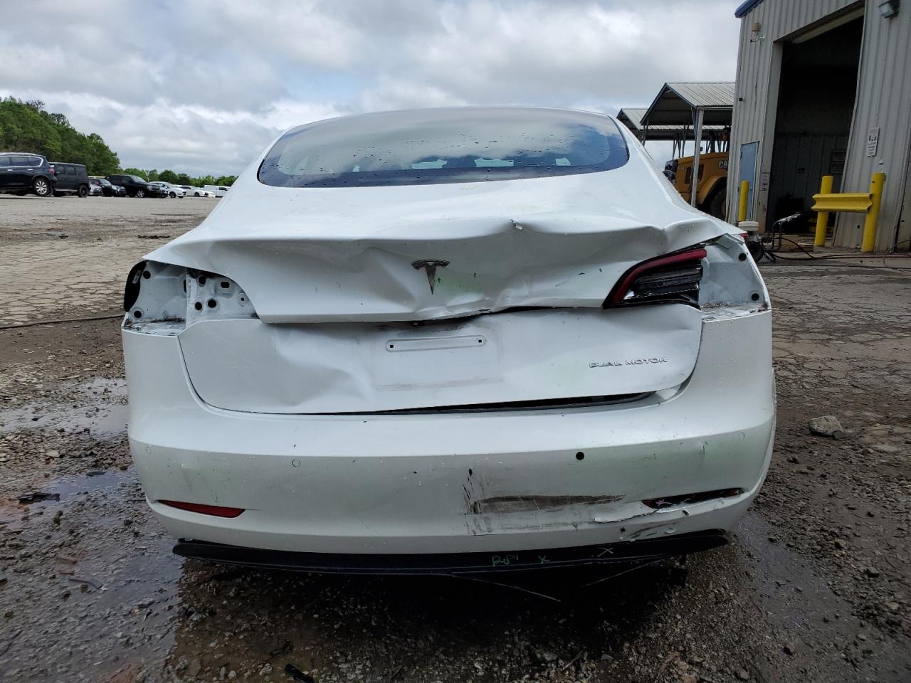 5YJ3E1EB1NF187384 2022 Tesla Model 3